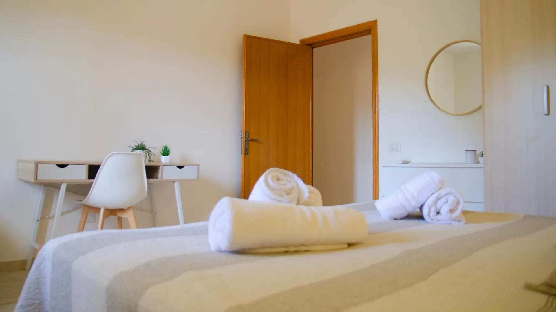 Appartamento 5Min Spiaggia Budoni - Apt Con Ampia Veranda Relax Brunella