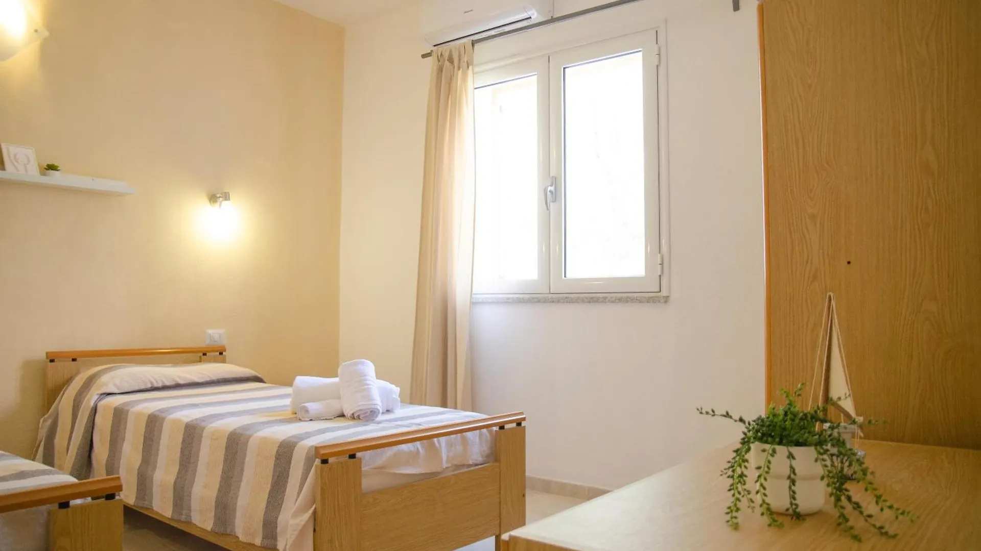 Appartamento 5Min Spiaggia Budoni - Apt Con Ampia Veranda Relax Brunella