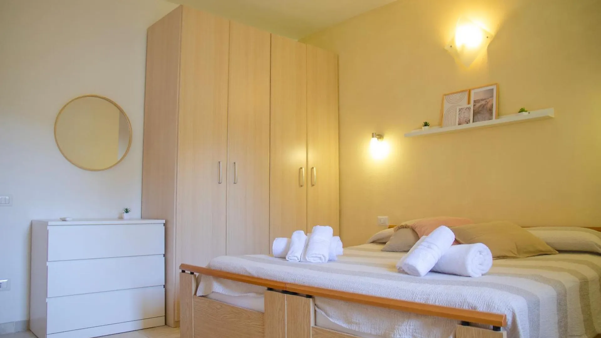 5Min Spiaggia Budoni - Apt Con Ampia Veranda Relax Brunella Italia